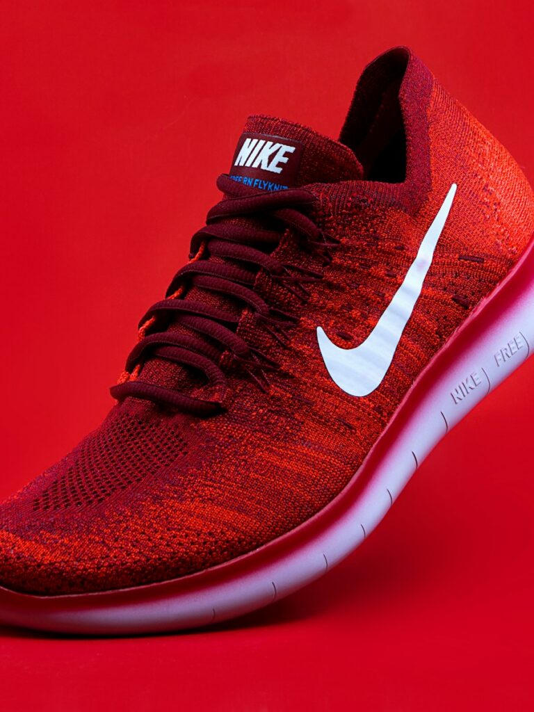 Sneakers V01 Signature — Sneakers MYCA